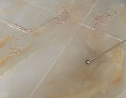 越秀瓷砖空鼓维修公司分享粘合剂选择不当在瓷砖铺贴过程中可能导致以下问题